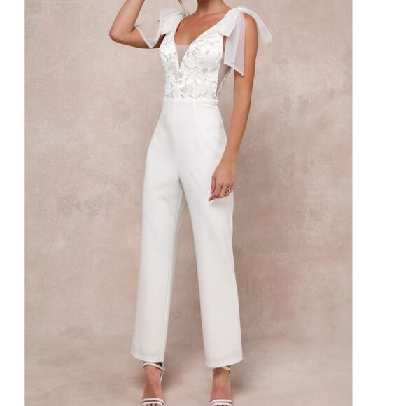 Lulus NWT Dignified Beauty White Mesh Embroidered Tie-Strap Jumpsuit Small - Picture 1 of 12